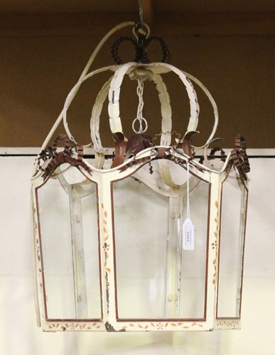 LOT 2562