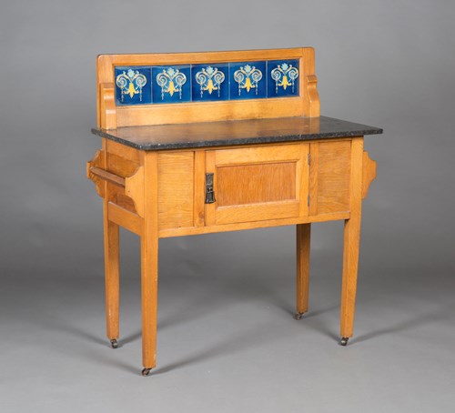 LOT 4072