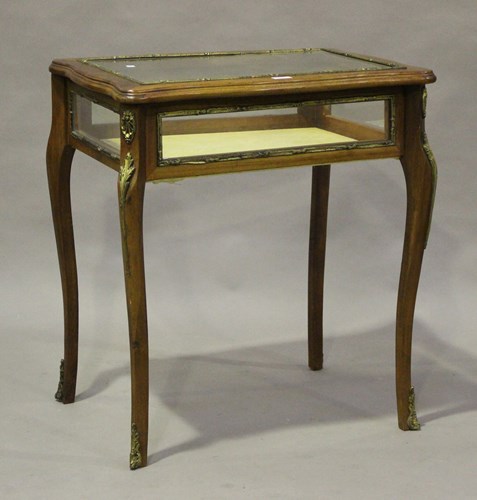 LOT 2206