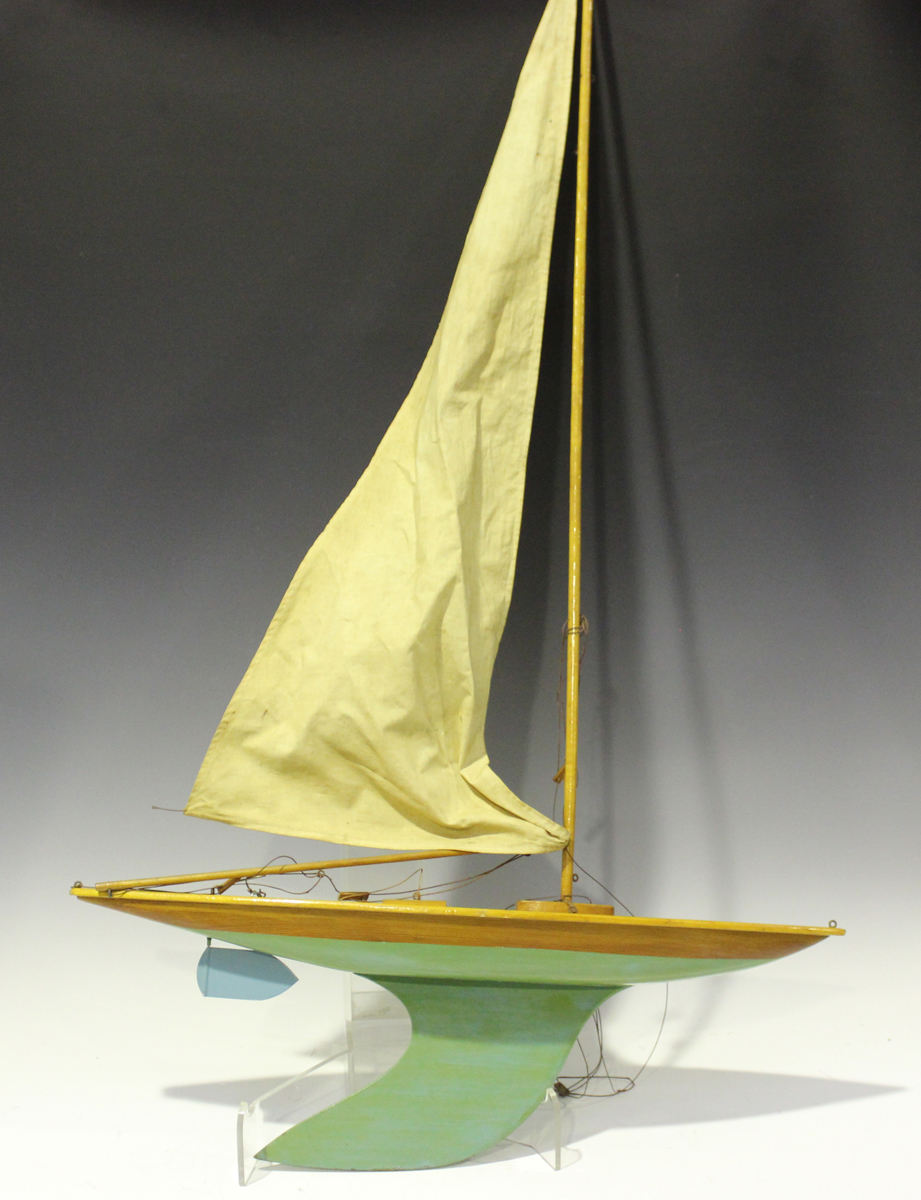 bowman model racing yacht