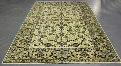 LOT 2933