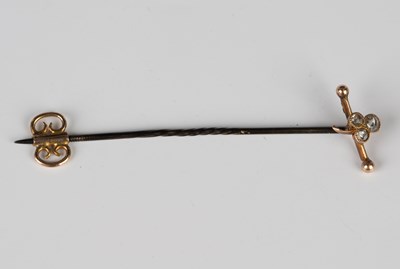 LOT 672