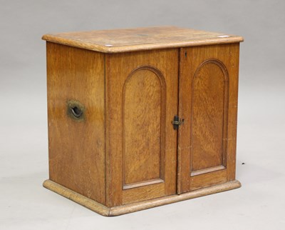 LOT 2081