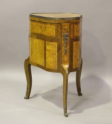 LOT 2212