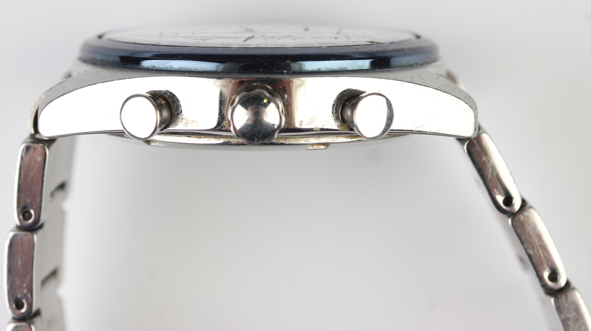 A Seiko Chronograph 100M steel gentleman's bracelet