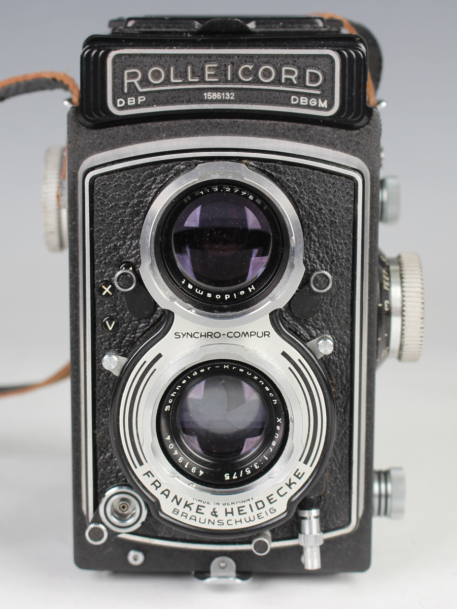 A Franke & Heidecke Rolleicord Va (Type 1) twin lens reflex camera