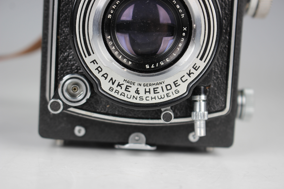 A Franke & Heidecke Rolleicord Va (Type 1) twin lens reflex camera
