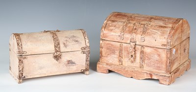 LOT 2585