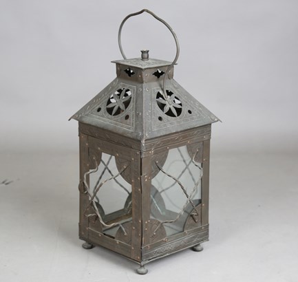LOT 2599