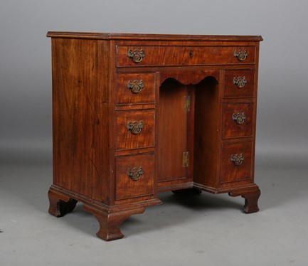 LOT 2232