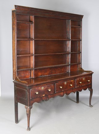 LOT 2229