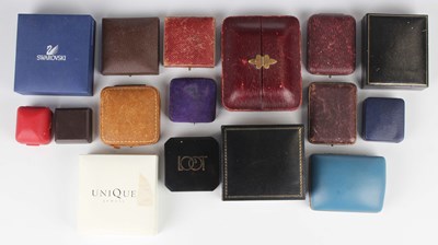 LOT 711