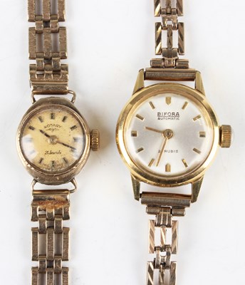 LOT 1046