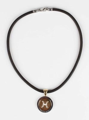 LOT 810