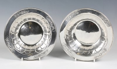 LOT 2373