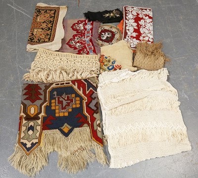 LOT 2818