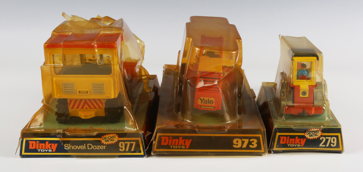 Six Dinky Toys vehicles, comprising No. 279 Aveling-Barford Six Dinky Toys vehicles, comprising No. 279 Aveling-Barford