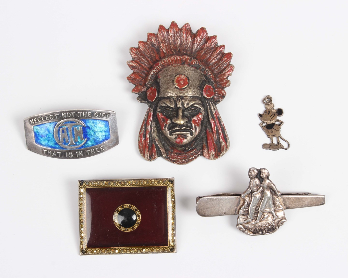 LOT 759