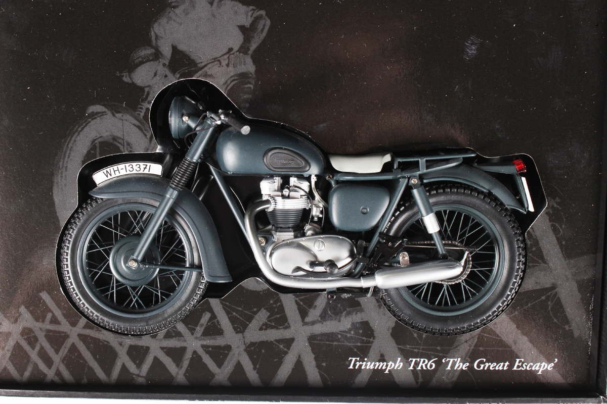 【希少・レア】トライアンフハリケーンx75 1/12スケール MINICHAMPS トライアンフハリケーン X75 1:12スケール レア物