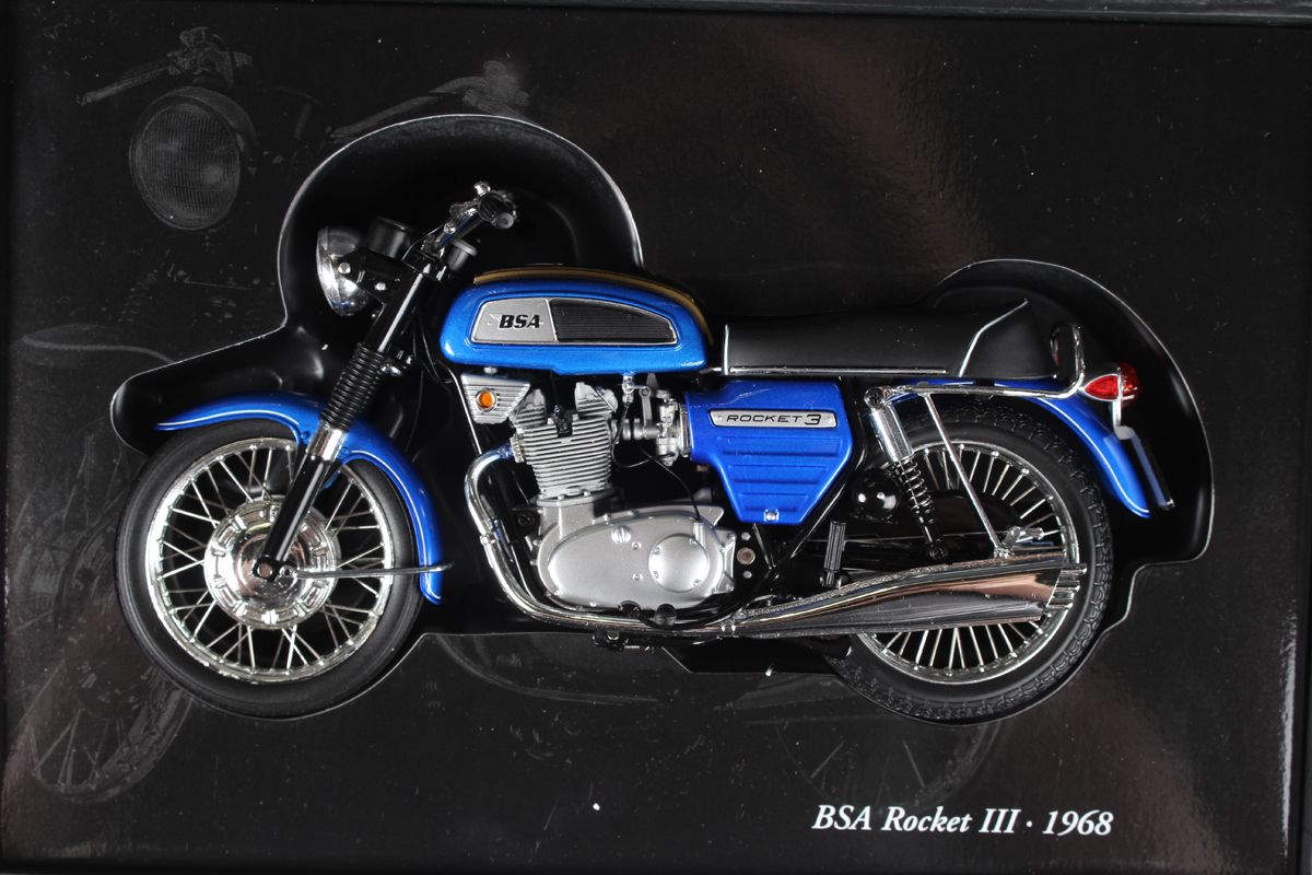 Four Minichamps 1:12 scale Classic Bike Series model motorcycles
