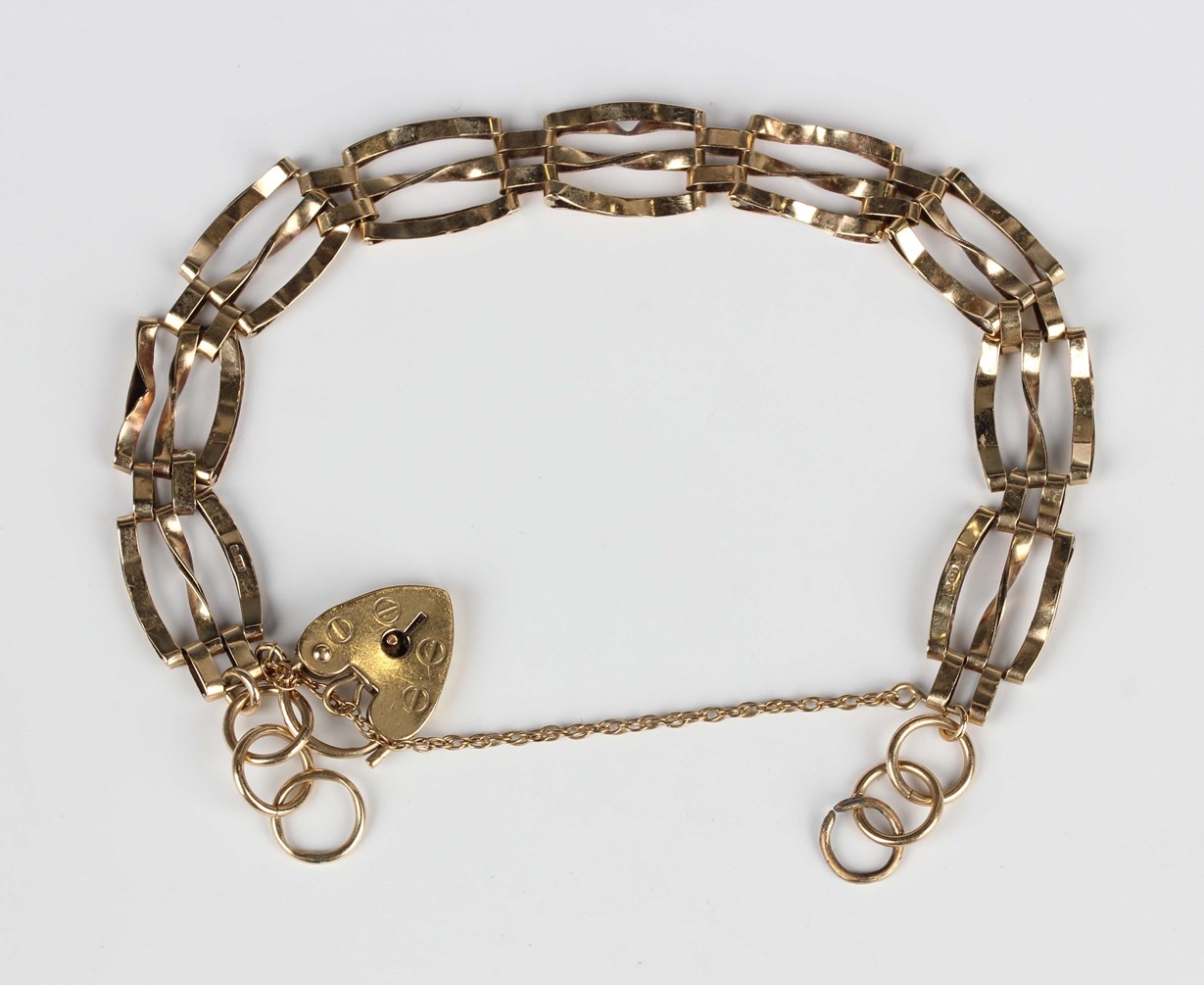 LOT 680