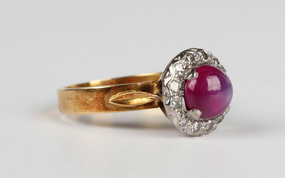 LOT 709
