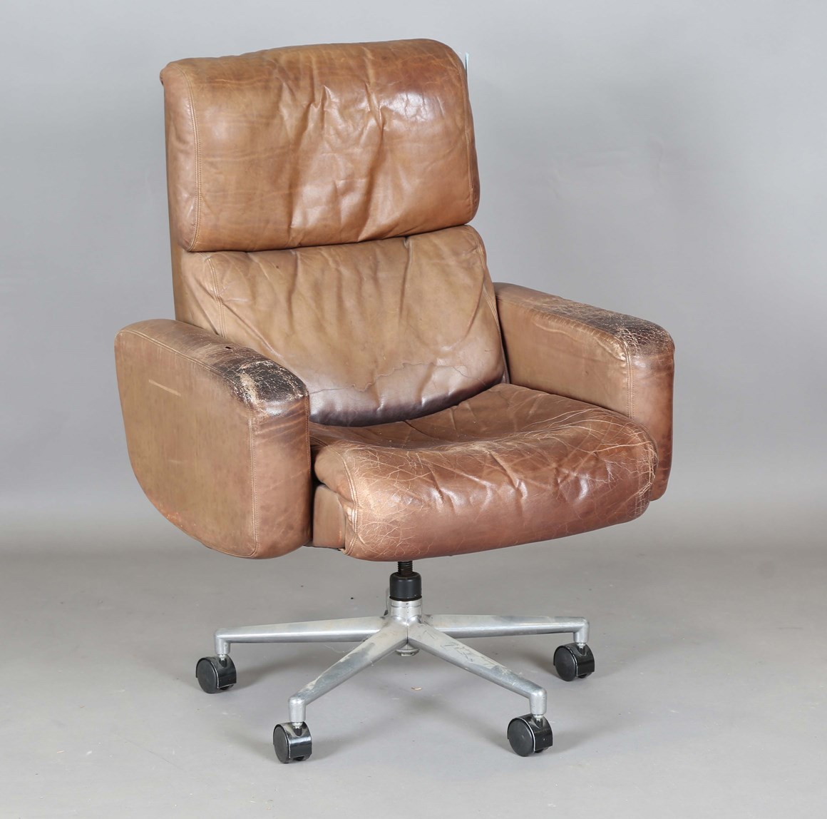 LOT 2102