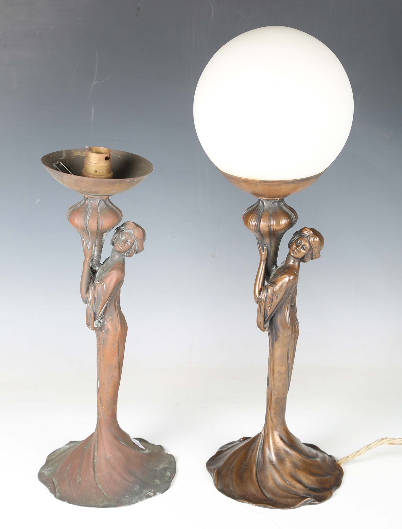 LOT 2583