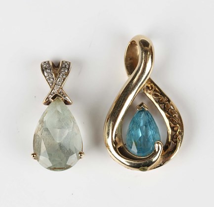 LOT 698