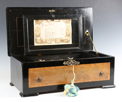 LOT 2562