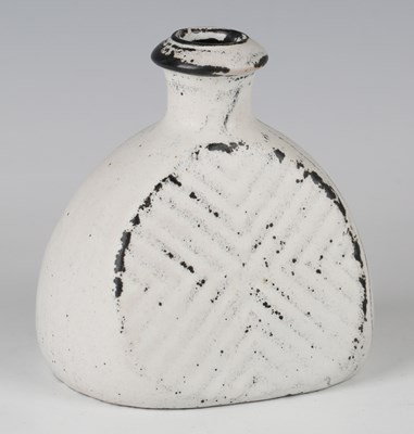 LOT 1686