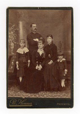 LOT 3325