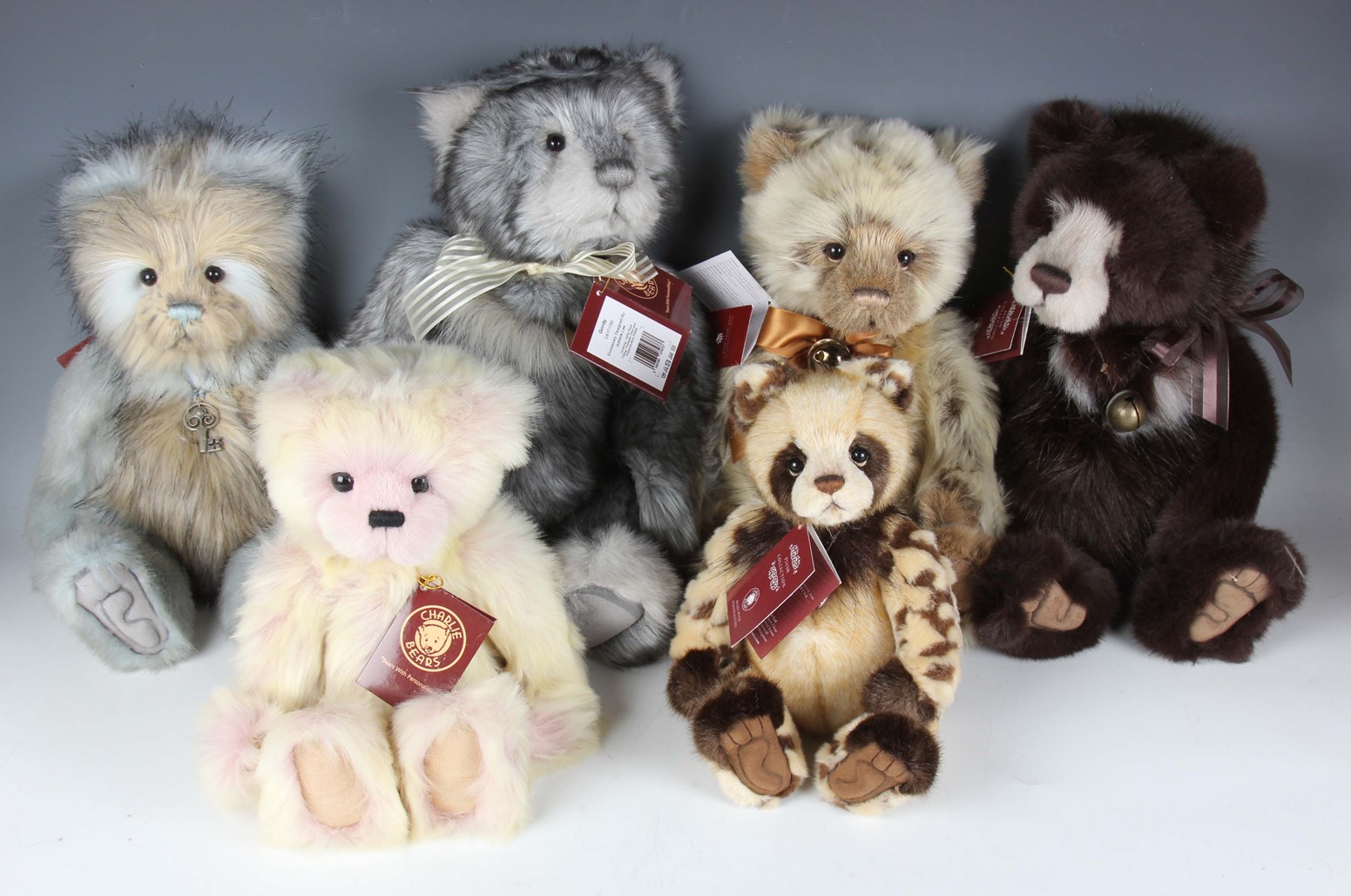 LOT 256