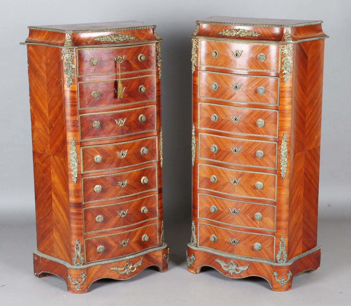 LOT 2205