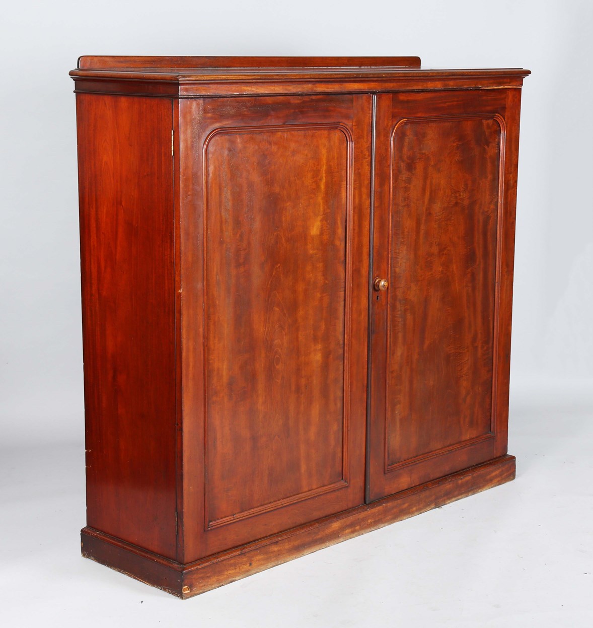 LOT 2123