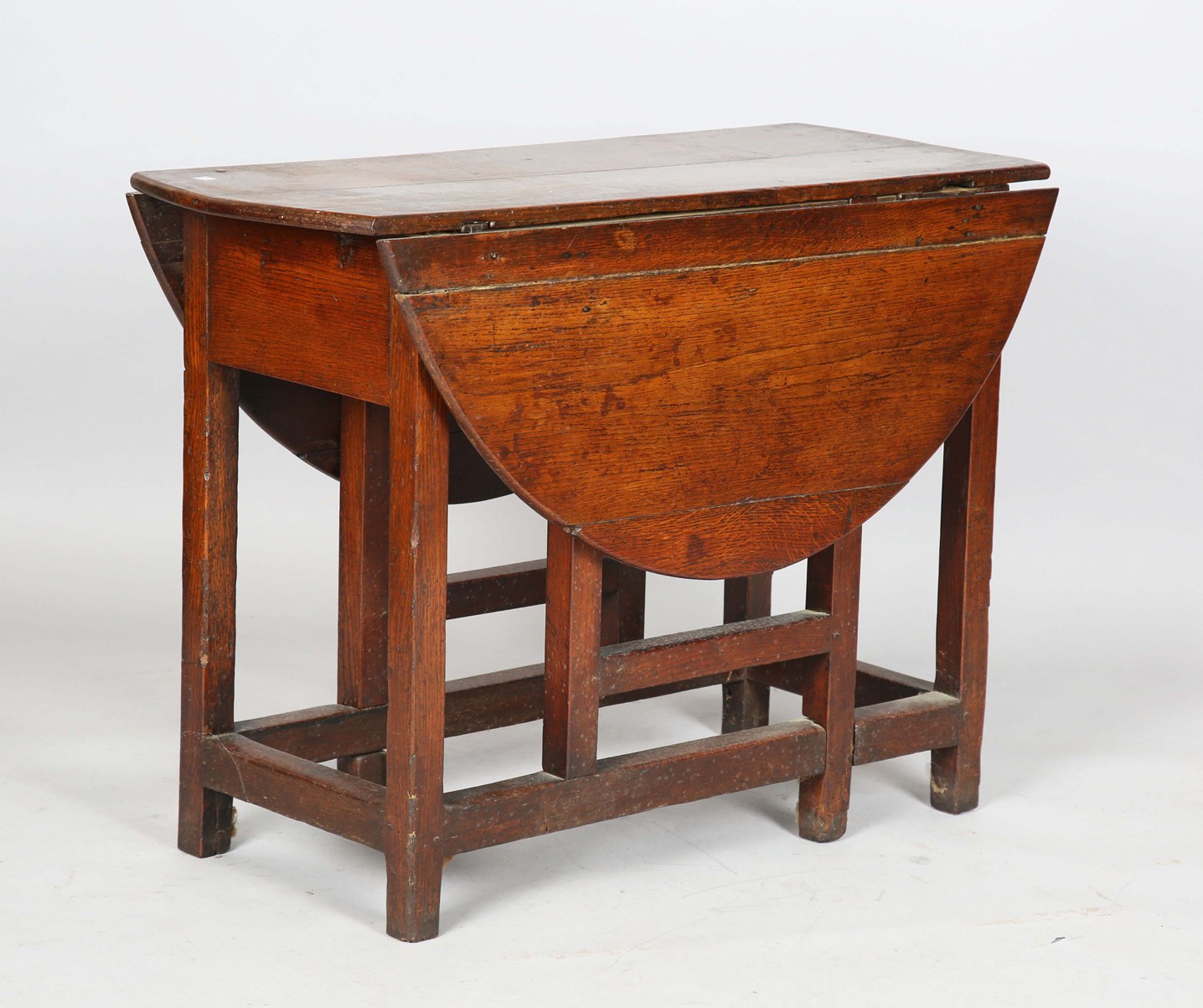 LOT 2128