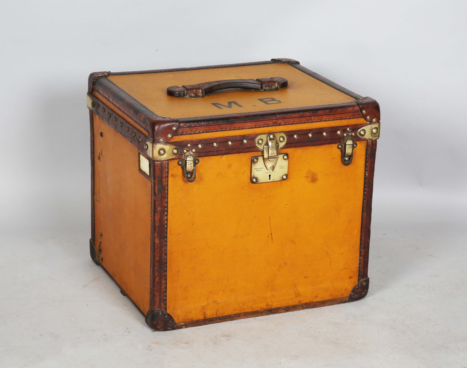 LOT 2537