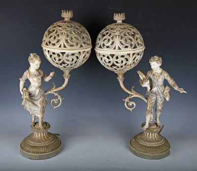 LOT 2562