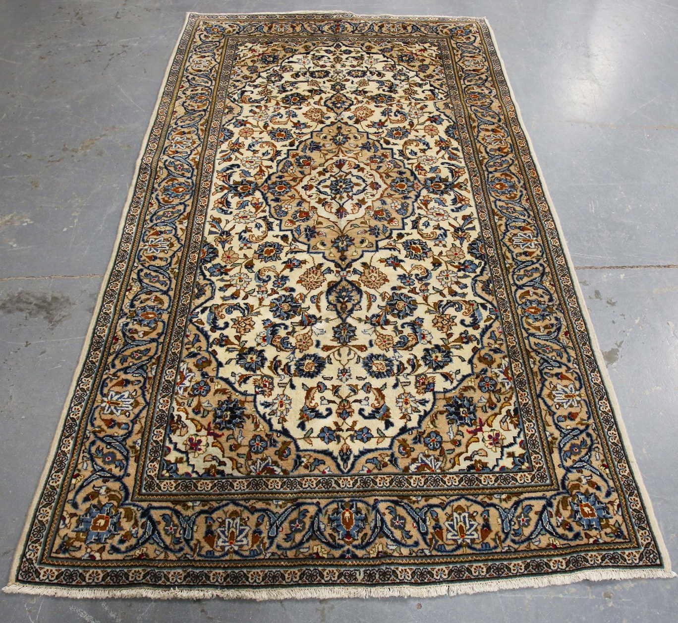 LOT 2925