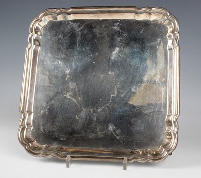 LOT 323