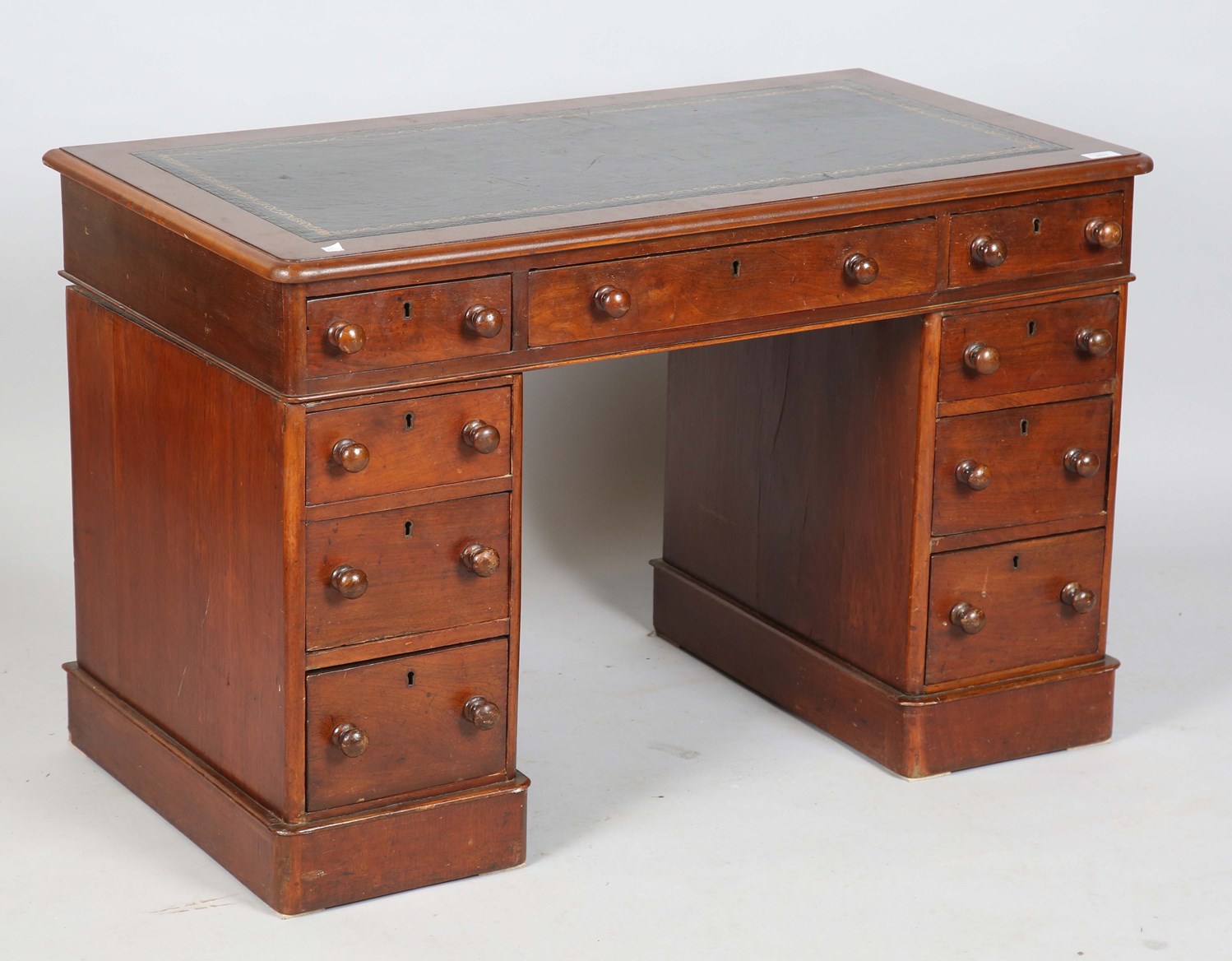 LOT 2033