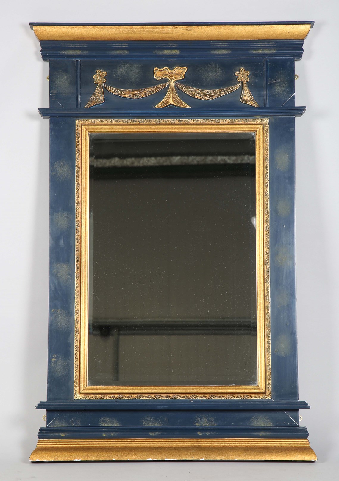 LOT 2042