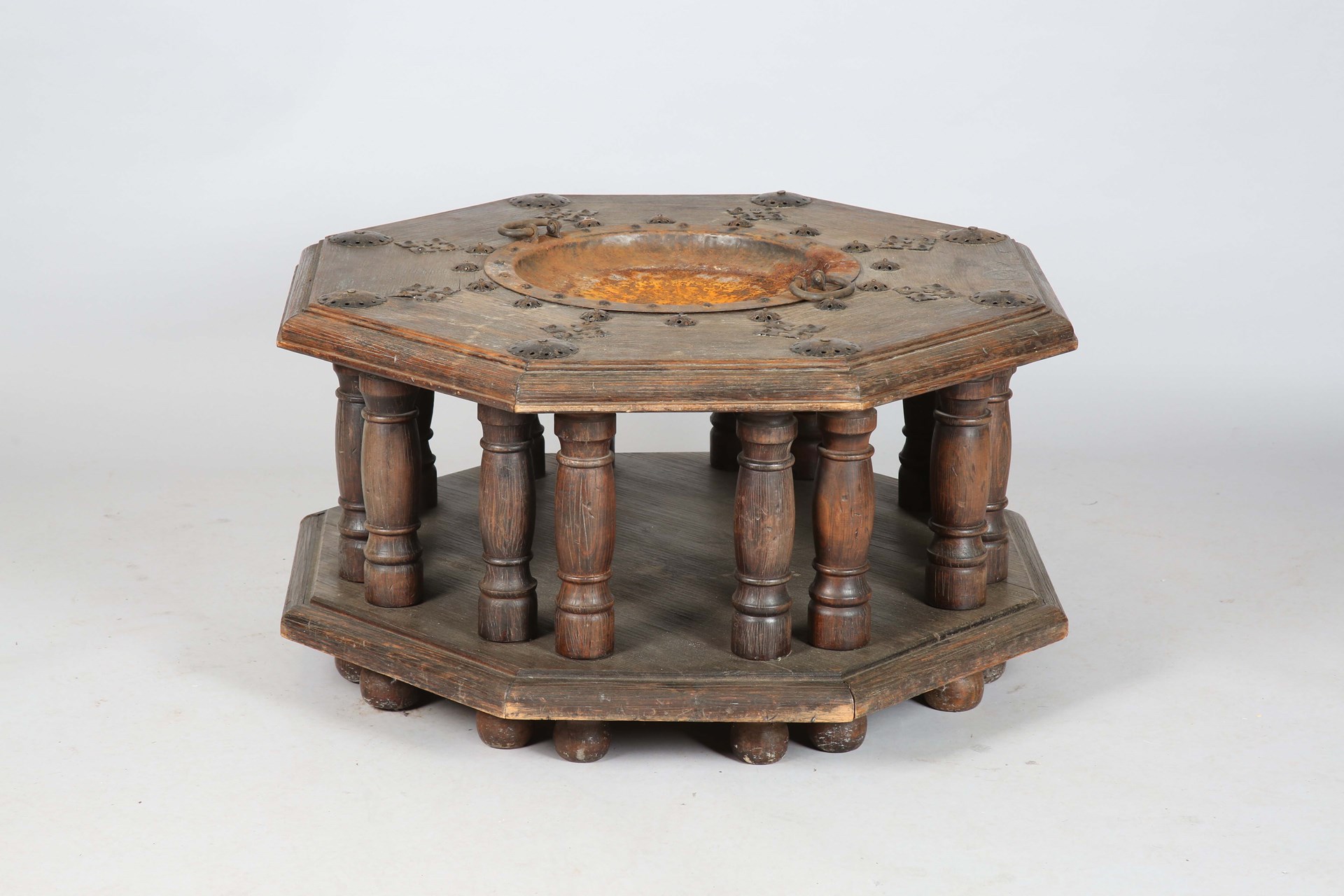 LOT 2087