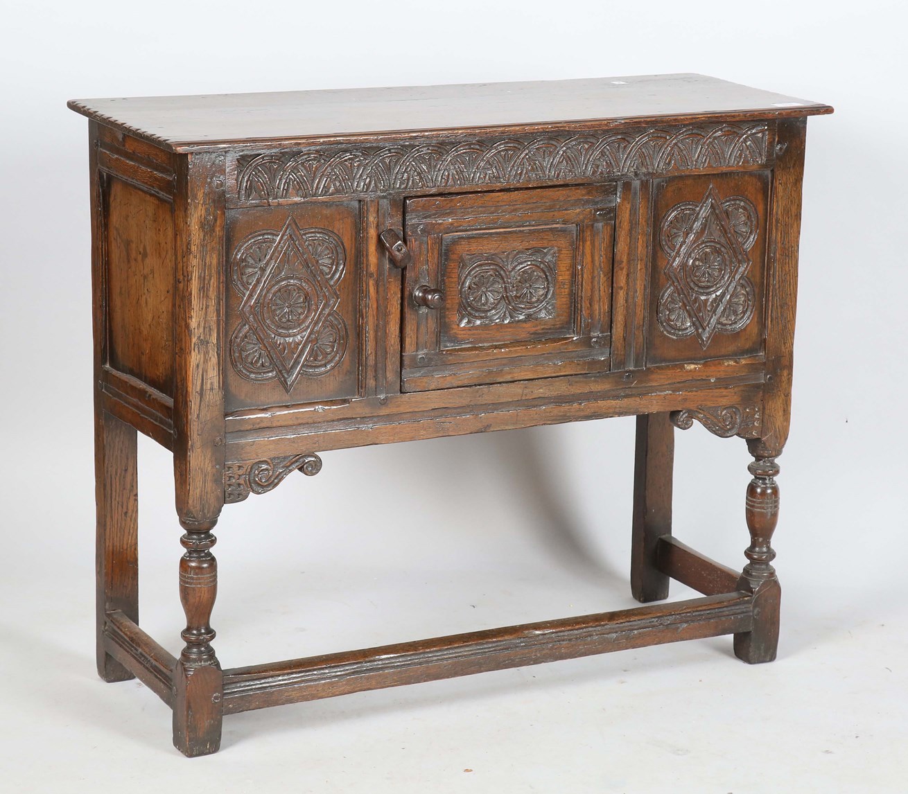LOT 2117