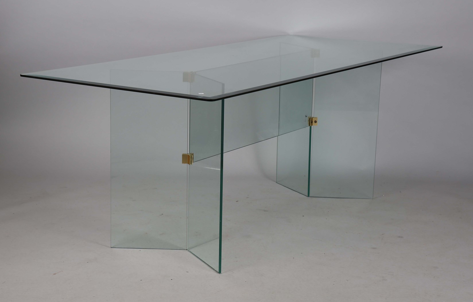 LOT 2121
