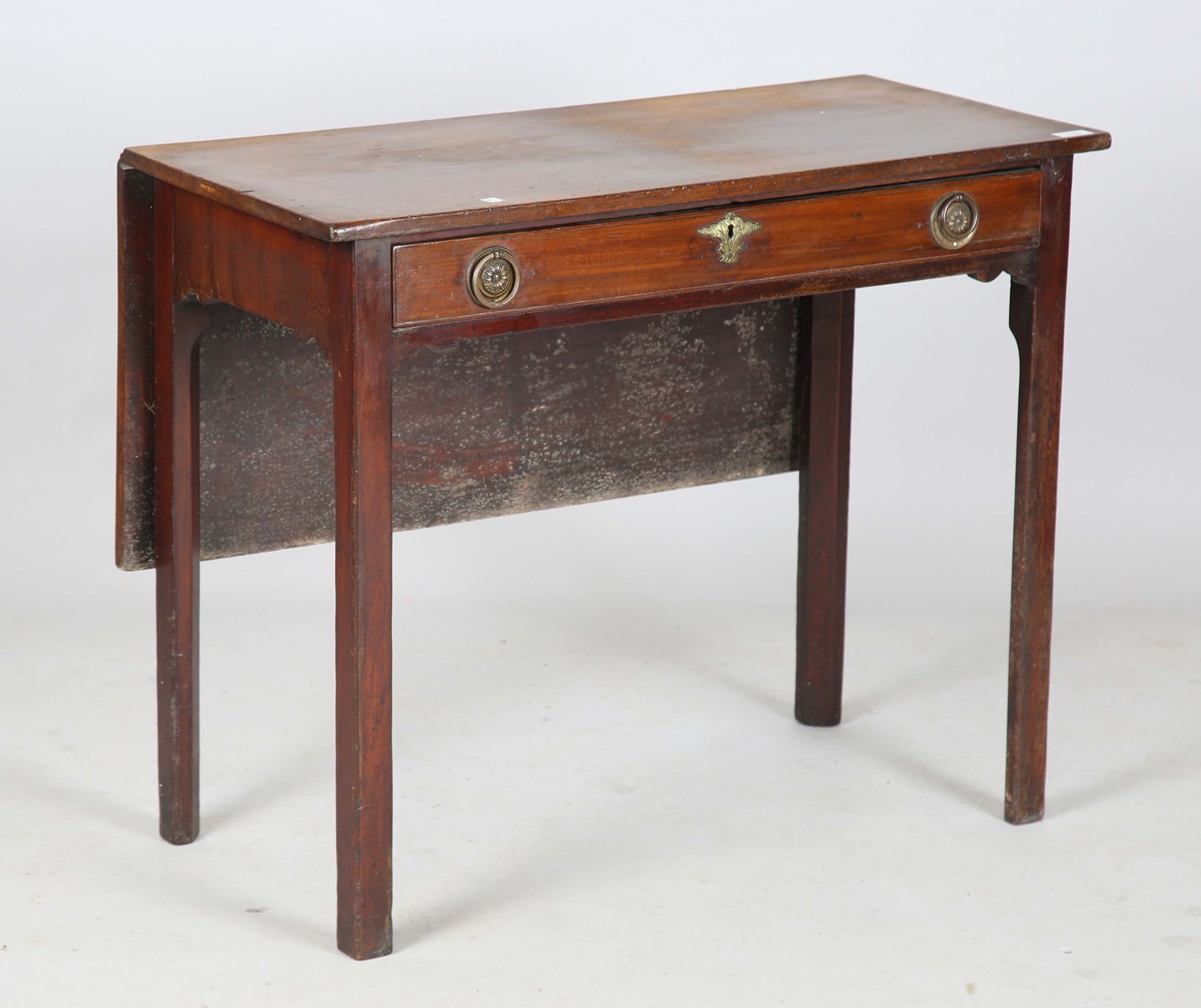 LOT 2138