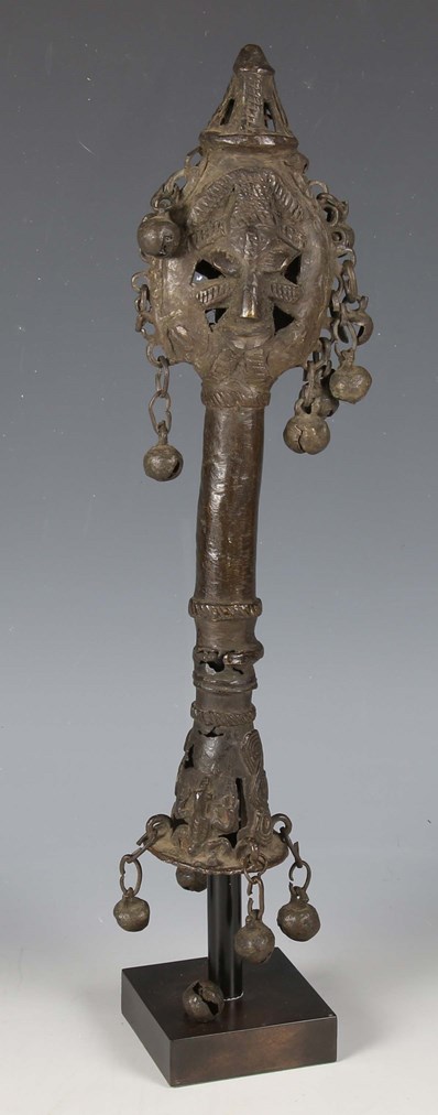 LOT 2319