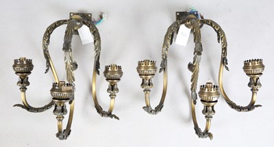 LOT 2570