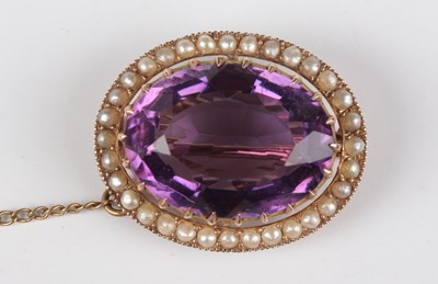 LOT 744