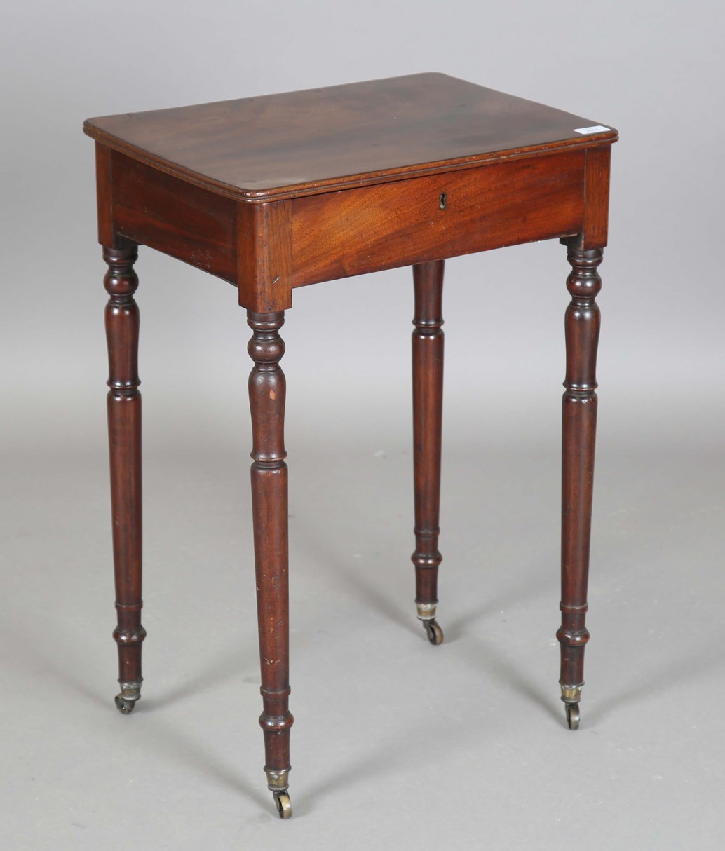 LOT 2052